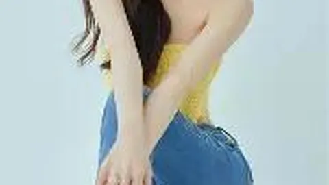 “手机APP与网站实时免费获取《证券时报》电子报，速览财经资讯与上市公司公告”